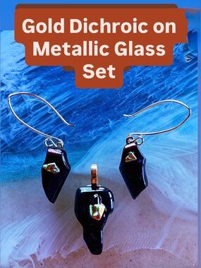 Bonnie’s Bling One of a Kind Fused Glass Jewelry and Accessories to Wear.